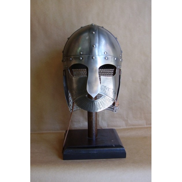 Wikinger-Helm mit Maske