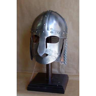 Wikinger-Helm mit Maske