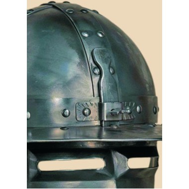 Eisenhut Helm