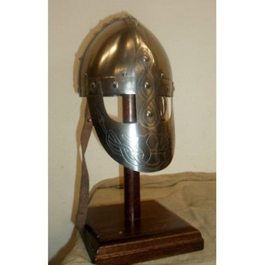 Wikingerhelm mit Gesichtsmaske
