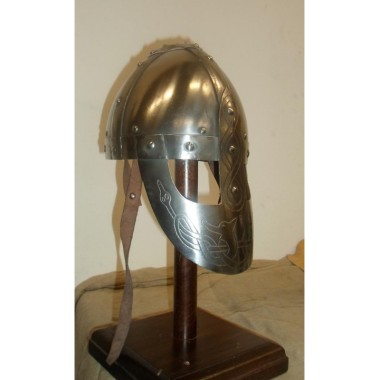 Wikingerhelm mit Gesichtsmaske
