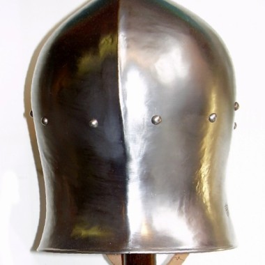 Helm Barbuta