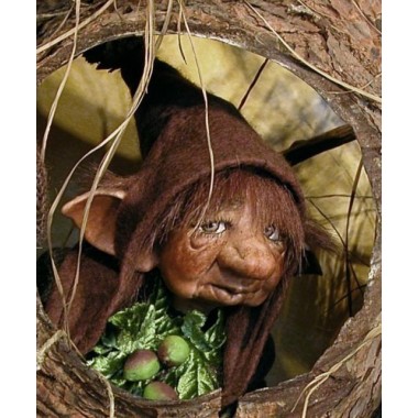 Elfen Kobolden Besenheide und Brombeere, Porzellanpuppe