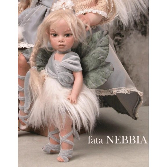 Elfe Nebel, Porzellanpuppe