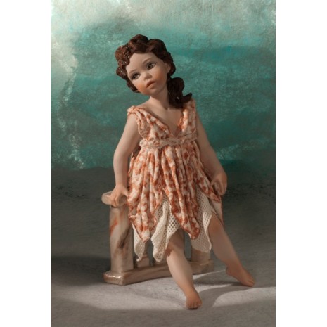 Porzellan-Skulpturen -Porzellanfigur - Susy