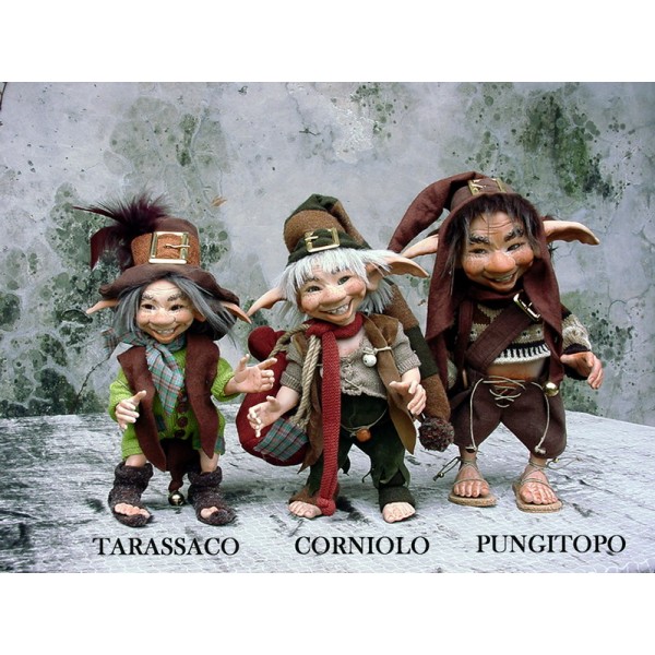 Gnom Löwenzahn Porzellanpuppe